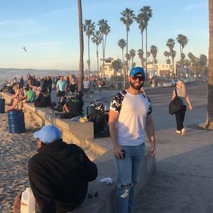 Meet your Posher, Amjad